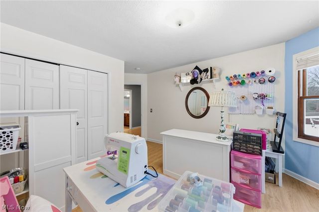 8412 Windsor Way, Broadview Heights, OH 44147