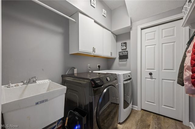 8412 Windsor Way, Broadview Heights, OH 44147