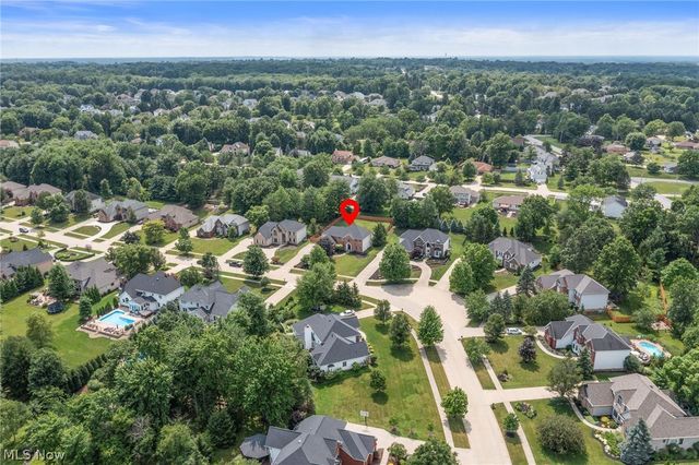 8412 Windsor Way, Broadview Heights, OH 44147