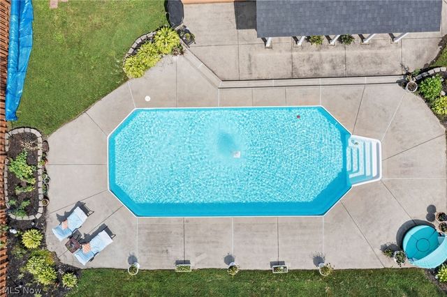 8412 Windsor Way, Broadview Heights, OH 44147