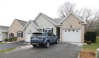 176 Canterbury Way 176, West Springfield, MA 01089