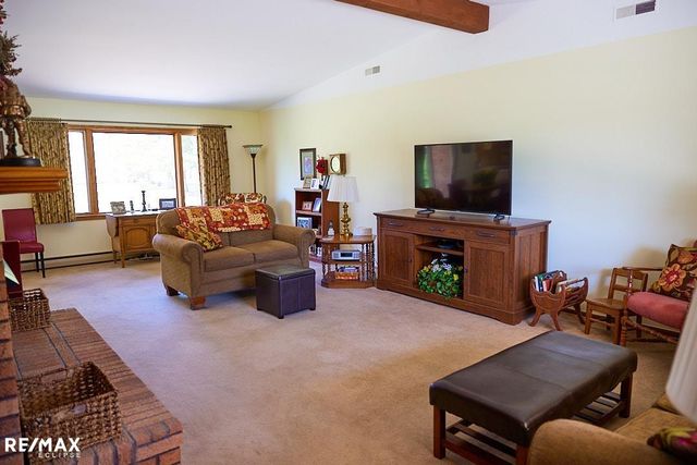 2557 Chicago Rd, Warren, MI 48092