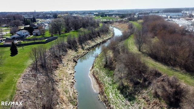 2557 Chicago Rd, Warren, MI 48092