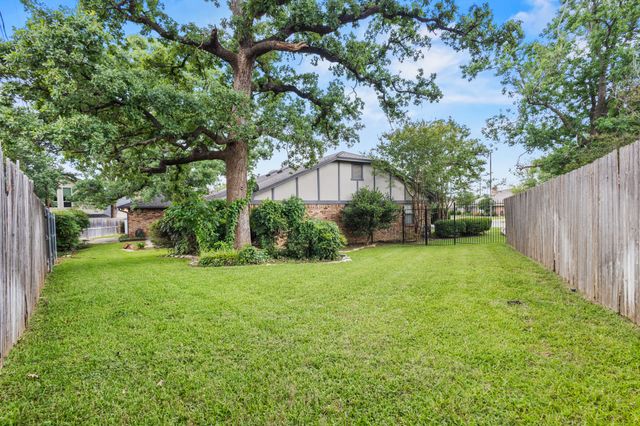 3603 Ivywild Court, Arlington, TX 76016