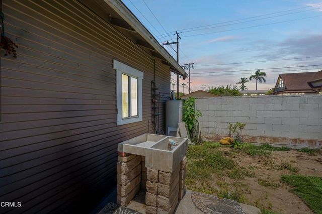 201 203 S E Street, Oxnard, CA 93030