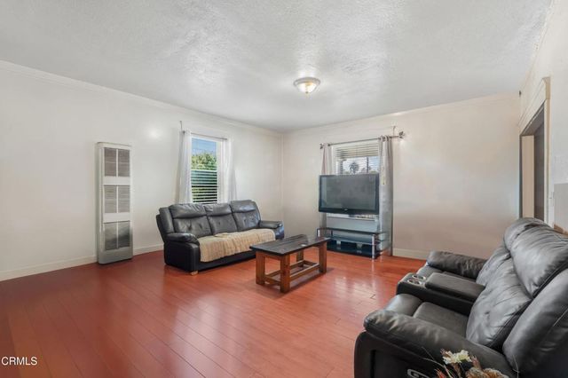 201 203 S E Street, Oxnard, CA 93030
