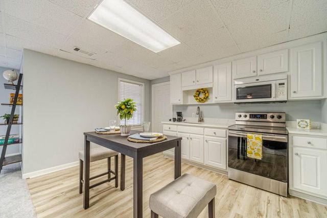 6036 Mill Rose Trace, Flowery Branch, GA 30542