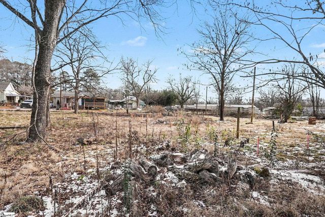 11 Glass Street, Greenville, SC 29609