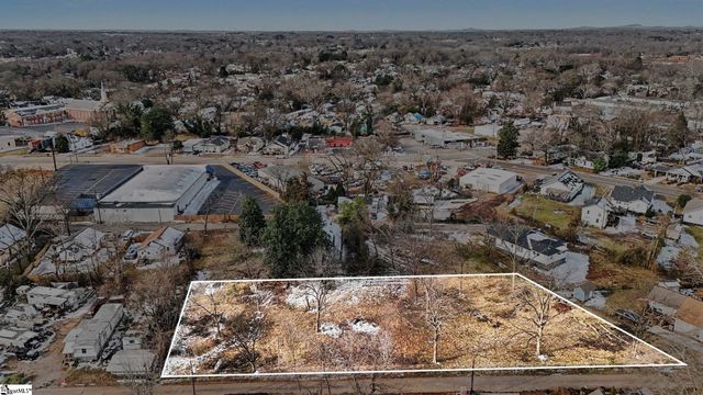 11 Glass Street, Greenville, SC 29609