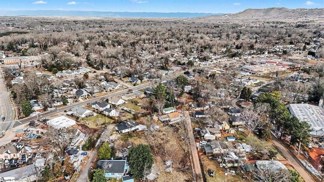 11 Glass Street, Greenville, SC 29609