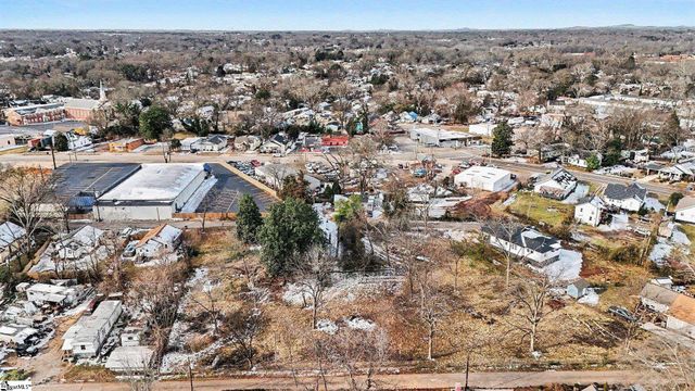 11 Glass Street, Greenville, SC 29609