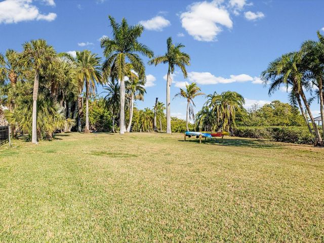 413 S BAYSHORE BOULEVARD 4, Safety Harbor, FL 34695