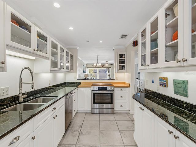 413 S BAYSHORE BOULEVARD 4, Safety Harbor, FL 34695