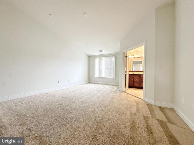 8201 CASTANEA LN, Derwood, MD 20855