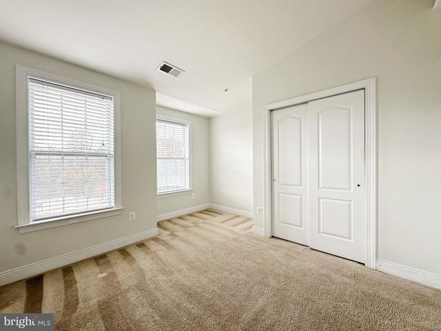 8201 CASTANEA LN, Derwood, MD 20855