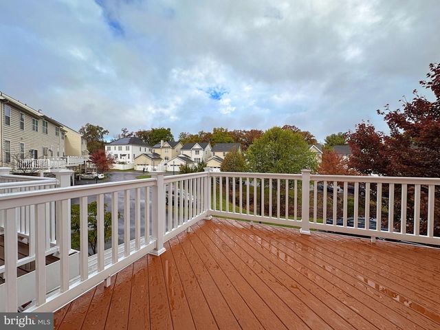 8201 CASTANEA LN, Derwood, MD 20855