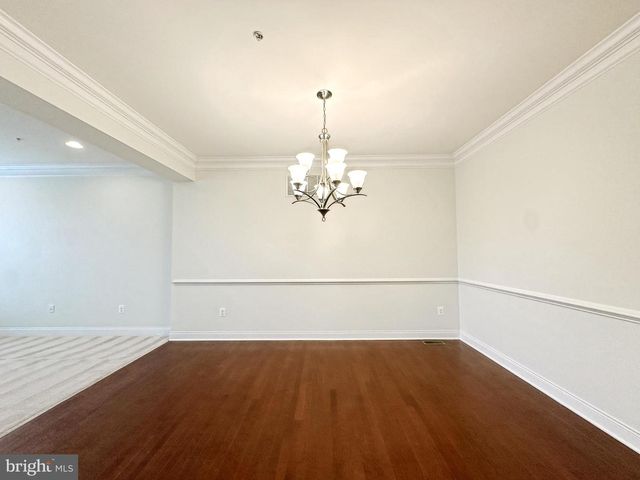 8201 CASTANEA LN, Derwood, MD 20855