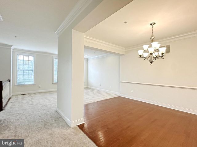 8201 CASTANEA LN, Derwood, MD 20855