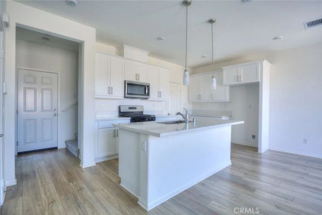 202 Bonita, Rialto, CA 92376