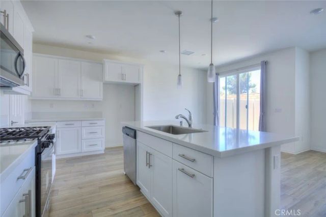 202 Bonita, Rialto, CA 92376
