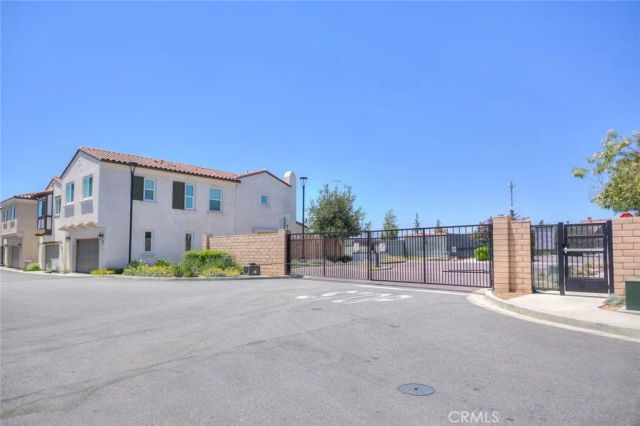 202 Bonita, Rialto, CA 92376