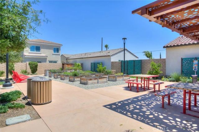 202 Bonita, Rialto, CA 92376