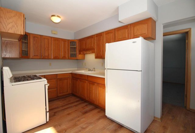 3214 S 72nd STREET, Milwaukee, WI 53219