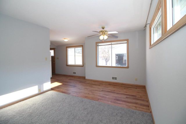 3214 S 72nd STREET, Milwaukee, WI 53219