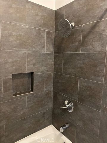 956 E 43rd, Los Angeles, CA 90011