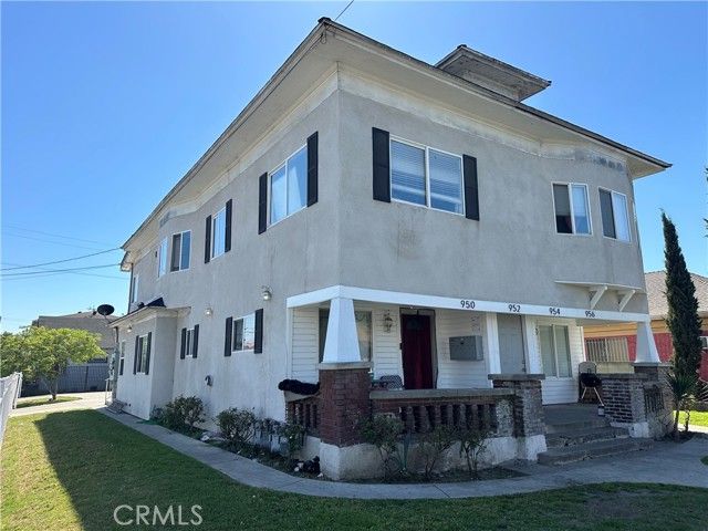 956 E 43rd, Los Angeles, CA 90011