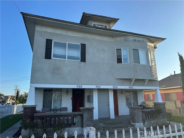 956 E 43rd, Los Angeles, CA 90011