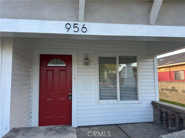 956 E 43rd, Los Angeles, CA 90011