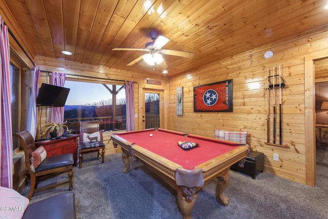 2517 Look Afar View Drive, Sevierville, TN 37876