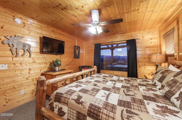 2517 Look Afar View Drive, Sevierville, TN 37876