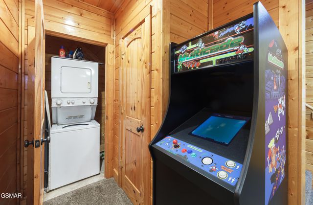 2517 Look Afar View Drive, Sevierville, TN 37876