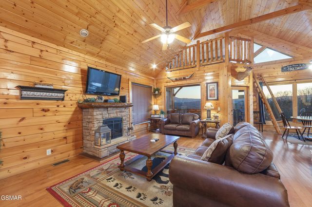 2517 Look Afar View Drive, Sevierville, TN 37876