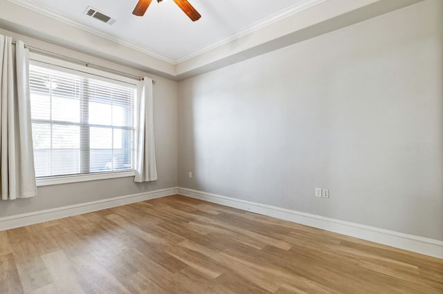 301 Watermere Drive 212, Southlake, TX 76092