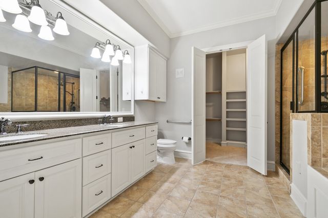 301 Watermere Drive 212, Southlake, TX 76092