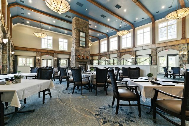 301 Watermere Drive 212, Southlake, TX 76092
