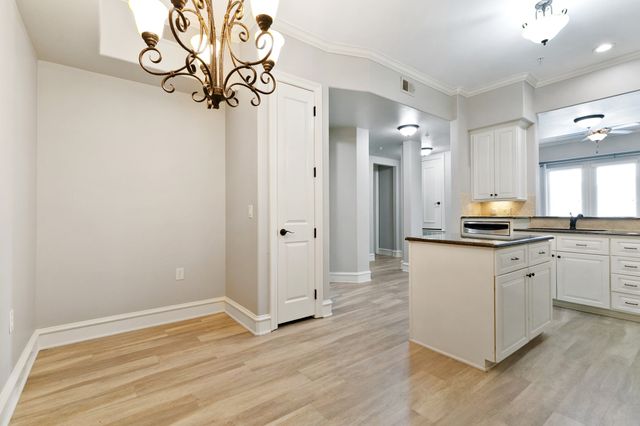 301 Watermere Drive 212, Southlake, TX 76092