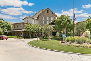 301 Watermere Drive 212, Southlake, TX 76092