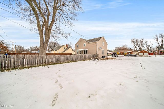 3129 Lincoln Drive, Ashtabula, OH 44004