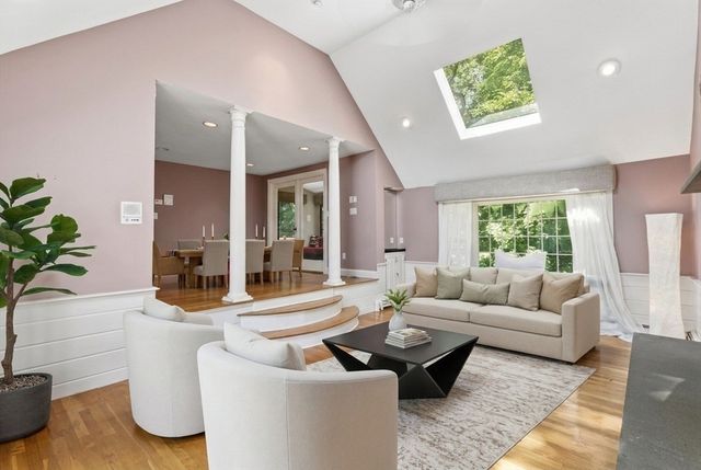 125 Jaffrey St, Weymouth, MA 02188