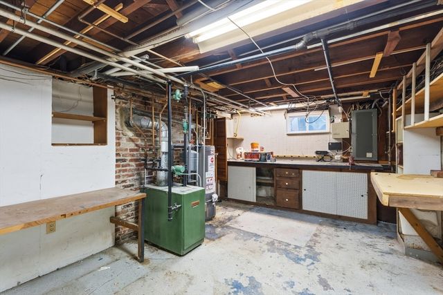 125 Jaffrey St, Weymouth, MA 02188