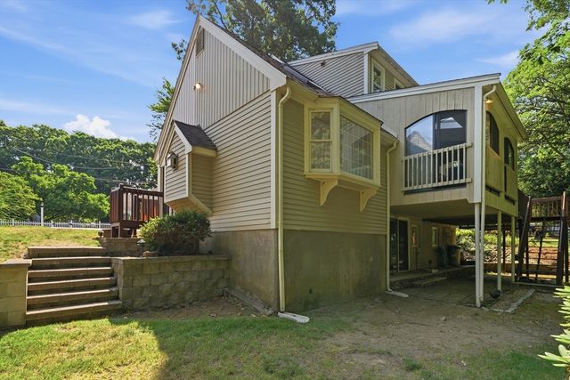 125 Jaffrey St, Weymouth, MA 02188