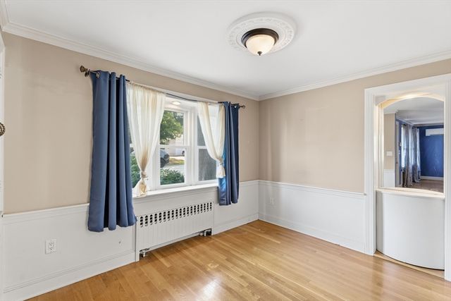 125 Jaffrey St, Weymouth, MA 02188