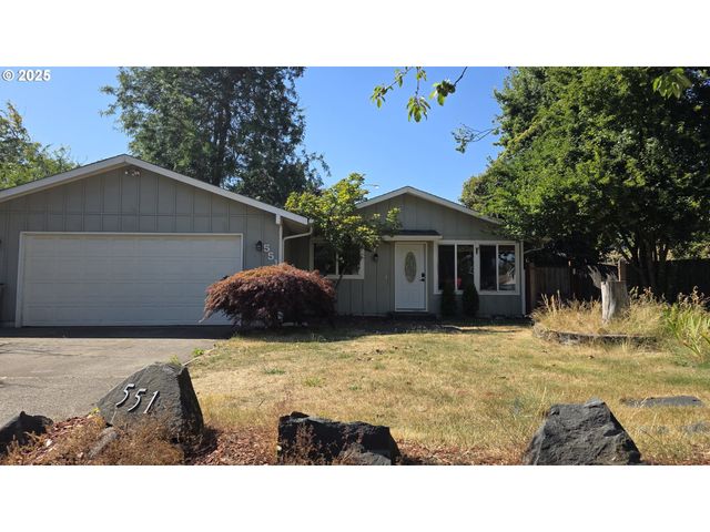 551 PANDA Loop, Eugene, OR 97401