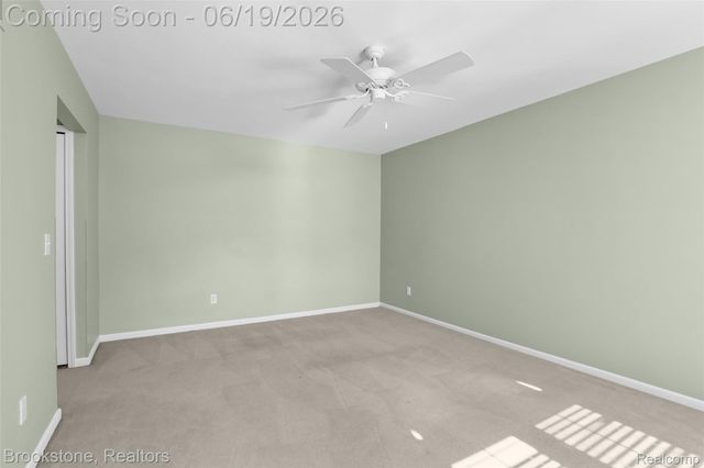 16981 Sandstone Circle 74, Macomb Township, MI 48042