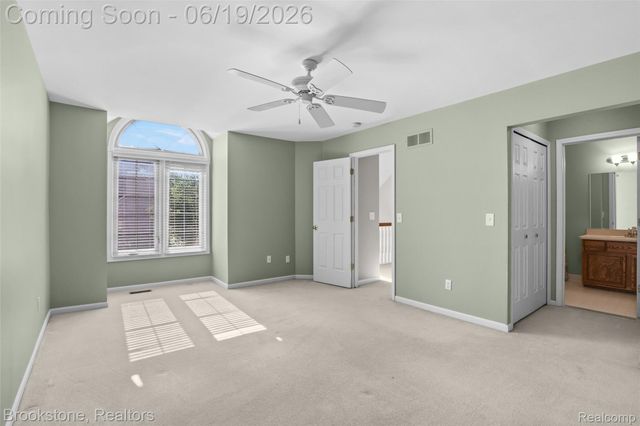 16981 Sandstone Circle 74, Macomb Township, MI 48042