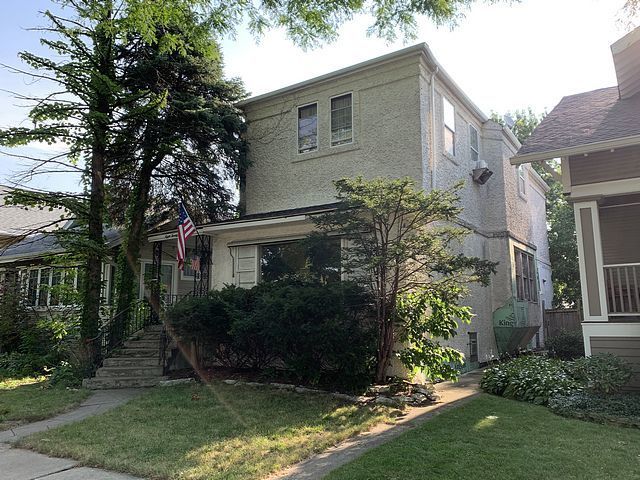 828 N Ridgeland Avenue, Oak Park, IL 60302